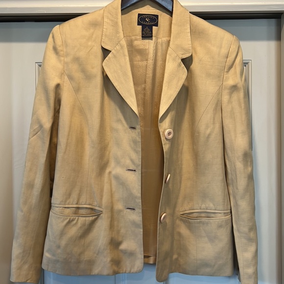 Vintage Silk and Linen Chelsea Cambell tan suit jacket and skirt - Picture 3 of 16